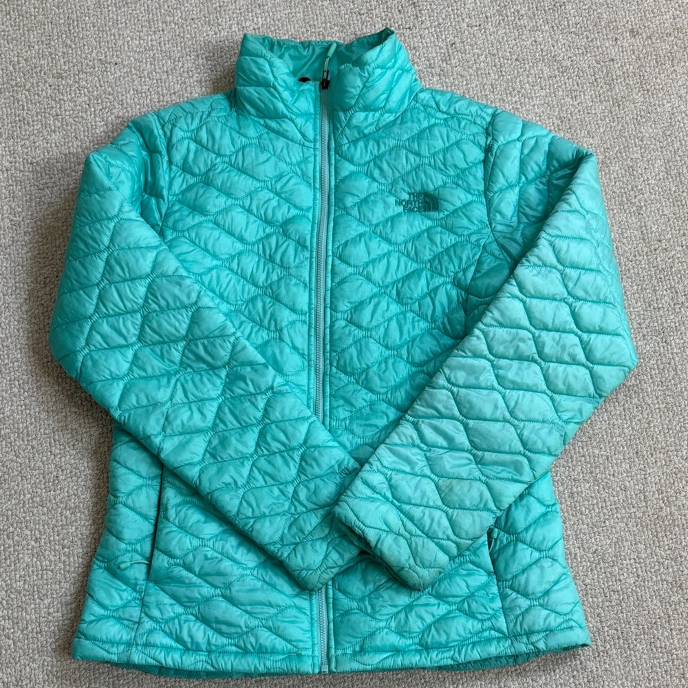 The North Face Aqua Thermoball Quilted Jacket